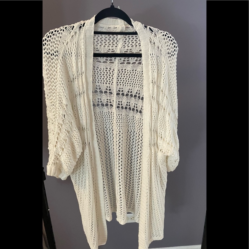 Aeropostale short sleeve cardigan size:M